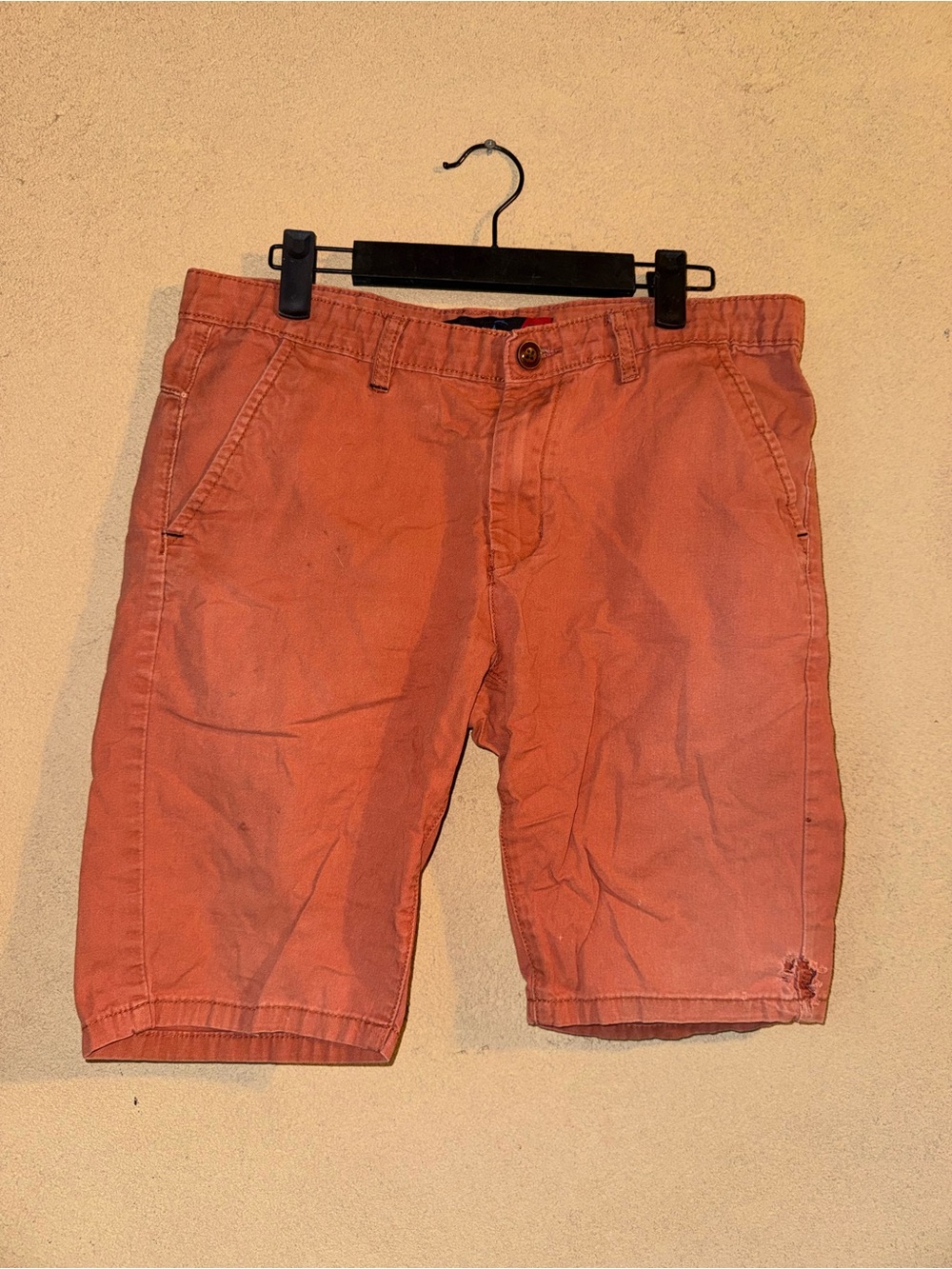 Men's Flat-Front Cotton Shorts in Faded Orange